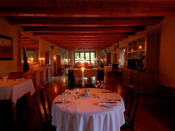 Jan Harmsgat Country House - dining room